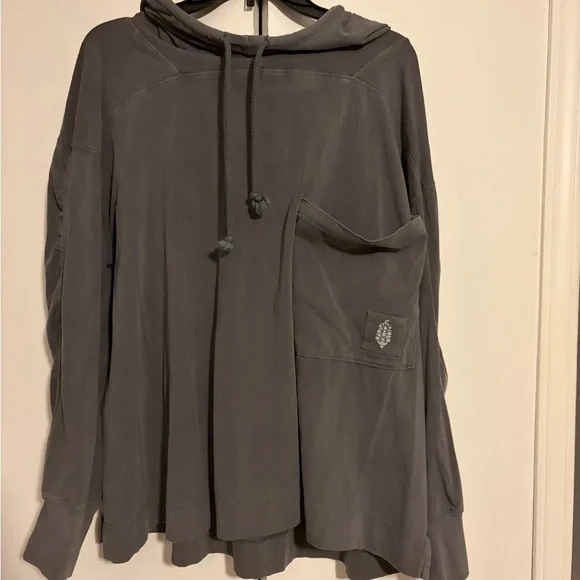 Hot Shot Hooded Layer hoodie size medium EUC retails $60 - Picture 6 of 10